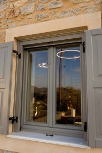 ILIDA TL 100 surroundings